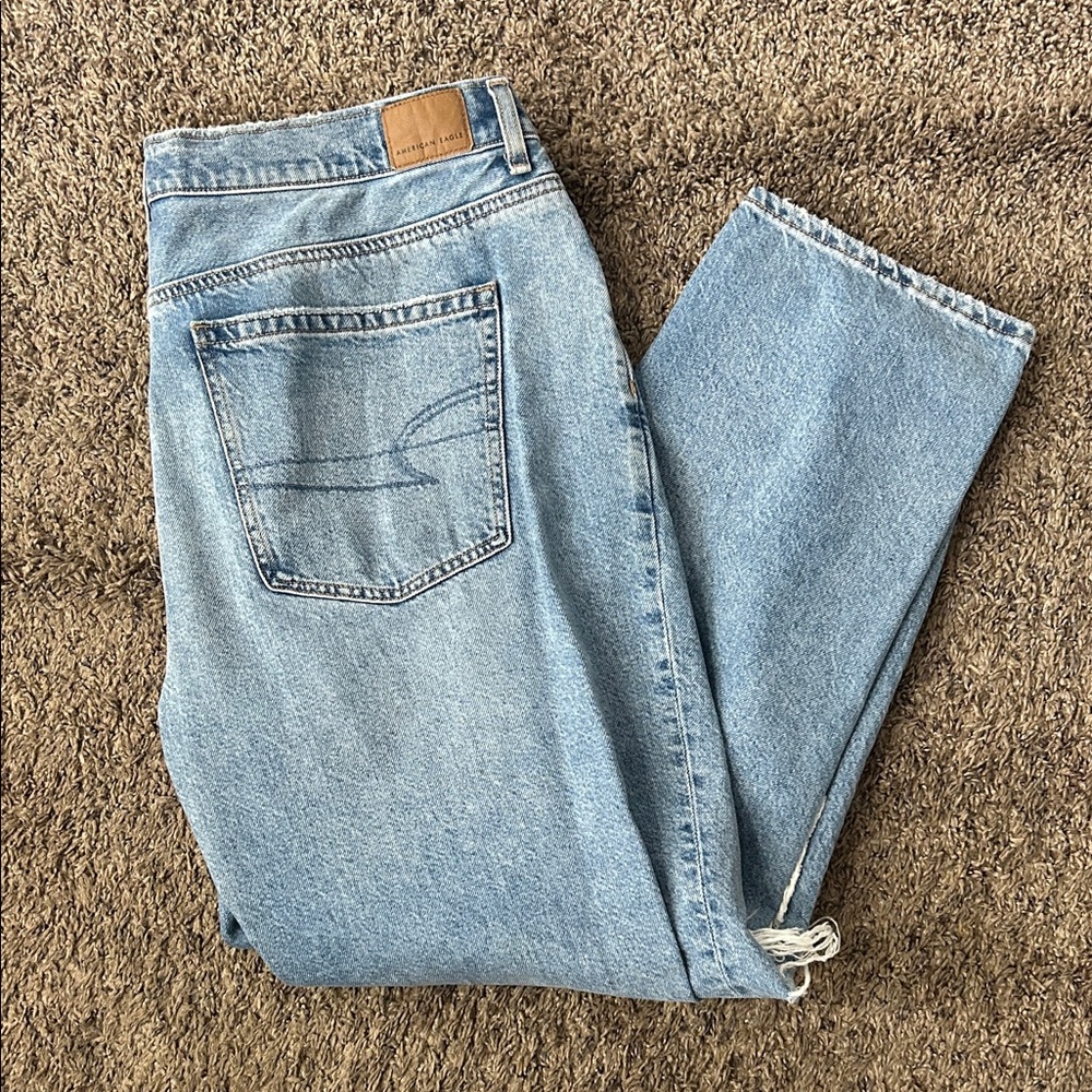 American Eagle Outfitters Distressed Light Blue Jeans